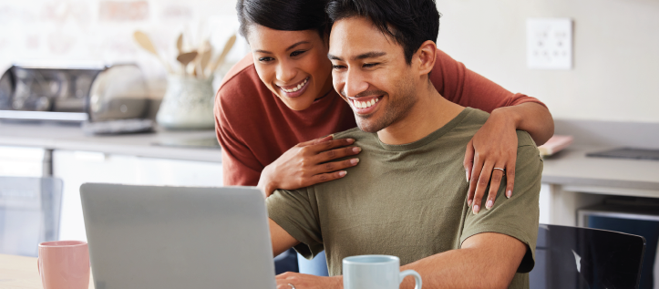 A young couple comparing a dental savings plan and PPOs